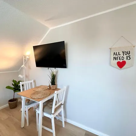 Apartment Kleine, Gemuetliche Im Herzen Von *